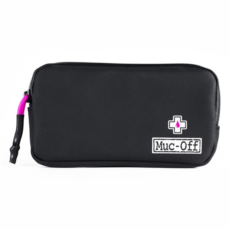 ESSENTIALS CASE RAINPROOF MUC-OFF